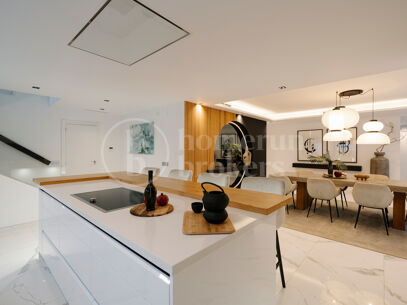 Villa Banús Heights - Luxury 4-Bed Investment Villa Near Puerto Banús