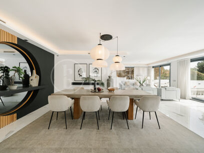 Villa Banús Heights - Luxury 4-Bed Investment Villa Near Puerto Banús