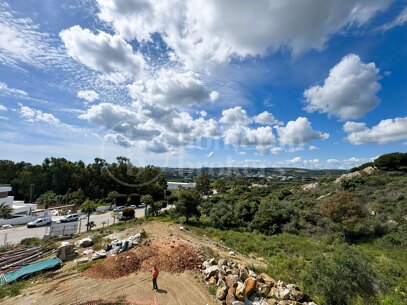 Villa Ebony – Designervilla till Salu i La Reserva, Sotogrande med Panoramautsikt över Havet