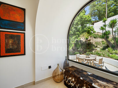 Villa Luma – With Exceptional Sea Views in Las Lomas de Nueva Andalucía
