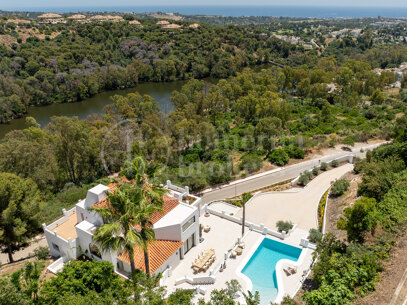 Villa Luma – Med Spektakulär Havsutsikt i Las Lomas de Nueva Andalucía