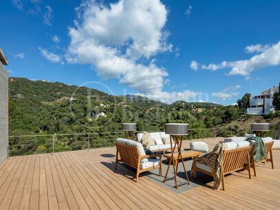 Villa Alia - Mästerverk med panoramautsikt över havet och banbrytande design i El Madroñal