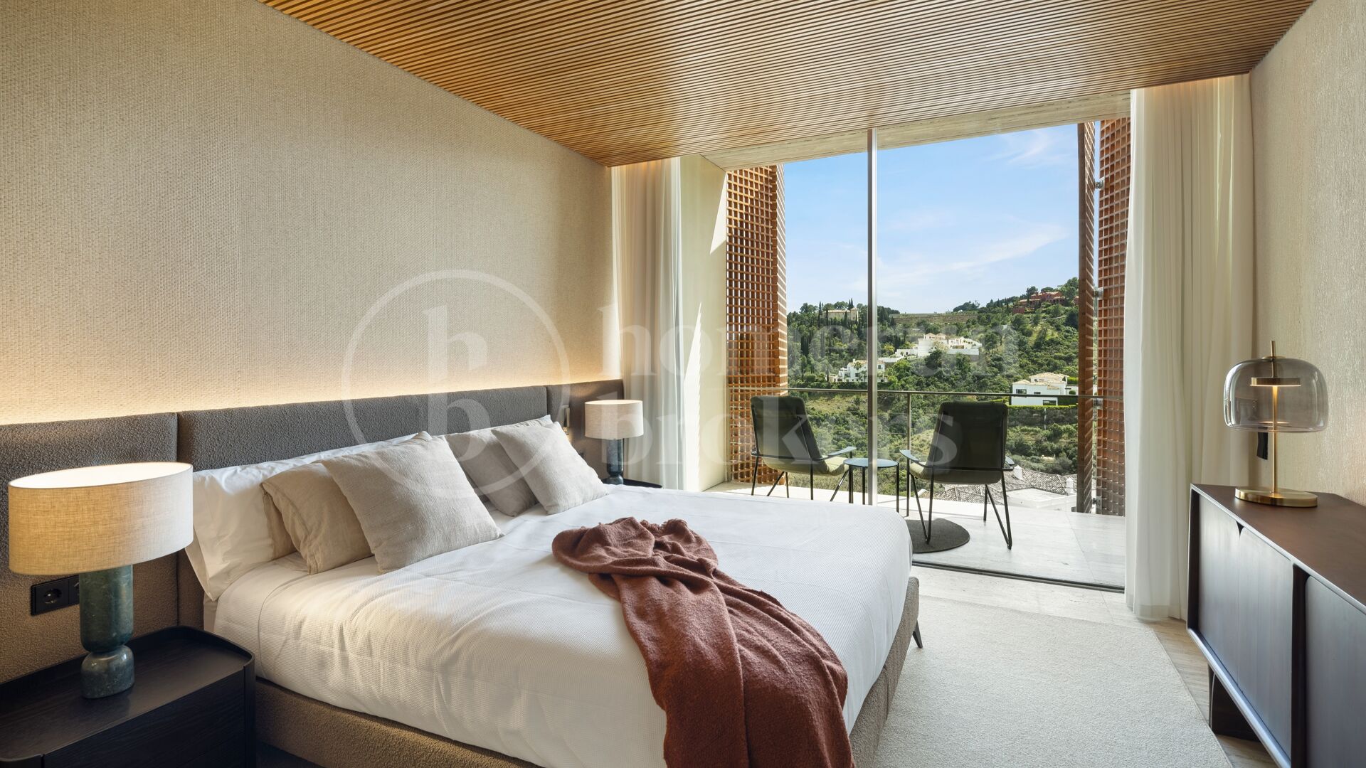 Villa Alia - Mästerverk med panoramautsikt över havet och banbrytande design i El Madroñal