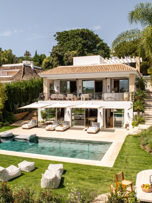 Villa Salina - Contemporary Five-Bedroom Villa for Sale in Nueva Andalucía