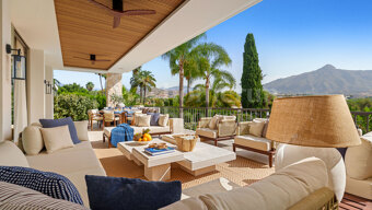 Villa Salina - Modern femrumsvilla till salu i Nueva Andalucía