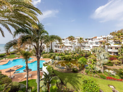 Penthouse VenturaMar – Contemporary Duplex with Sea Views in Puerto Banús