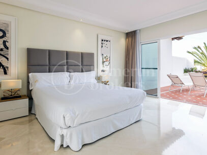 Penthouse VenturaMar – Contemporary Duplex with Sea Views in Puerto Banús