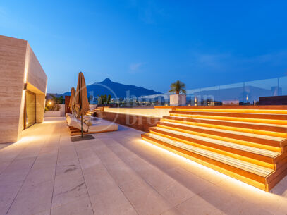Penthouse Sky 6 – Exceptional Duplex Penthouse with Private Pool and Panoramic Views