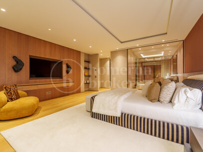 Penthouse Sky 6 – Exceptional Duplex Penthouse with Private Pool and Panoramic Views