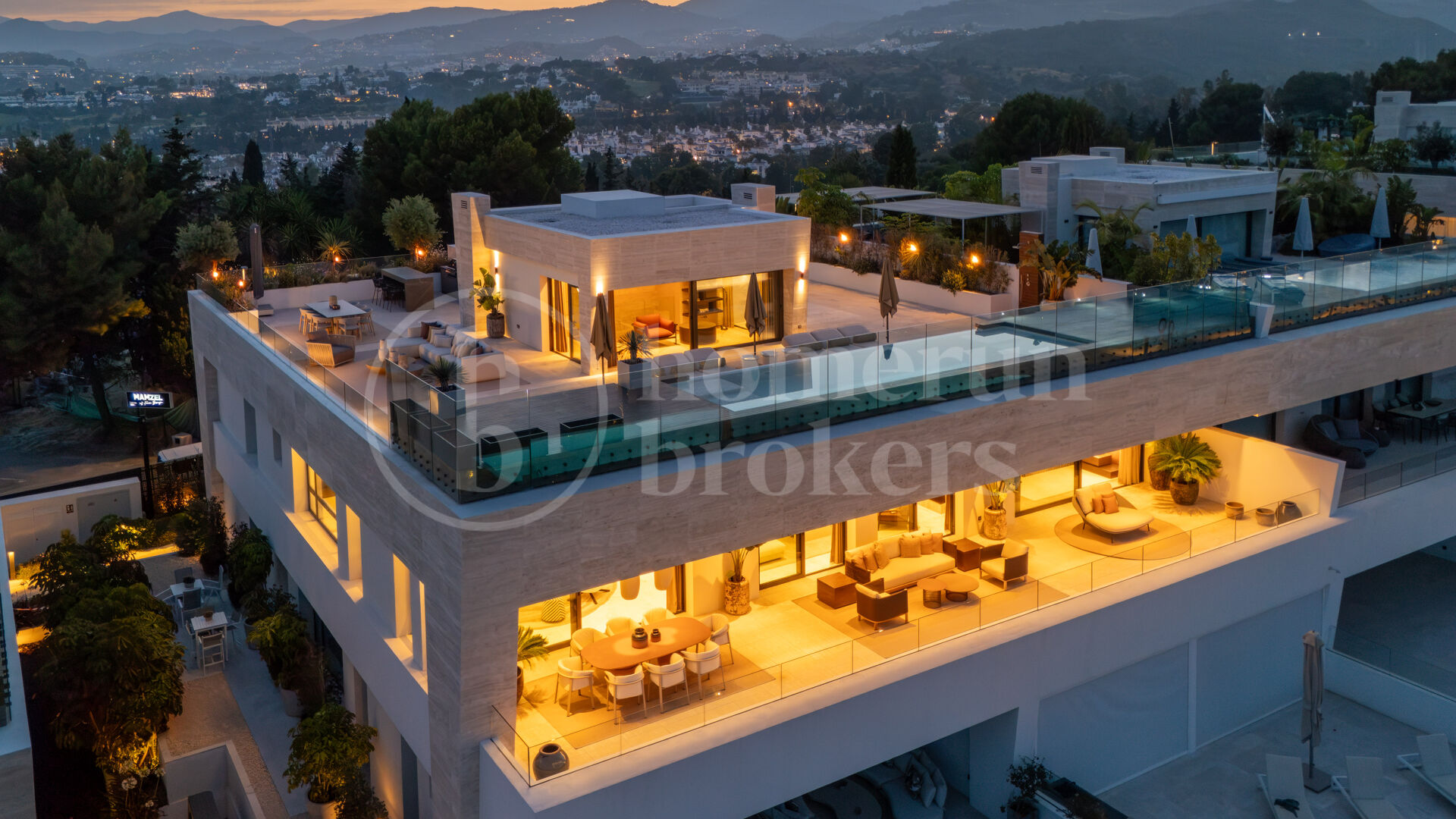 Penthouse Sky 6 – Exceptional Duplex Penthouse with Private Pool and Panoramic Views
