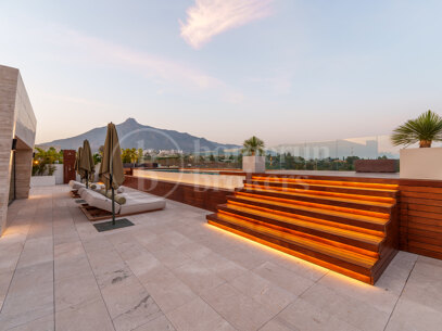 Penthouse Sky 6 – Exceptional Duplex Penthouse with Private Pool and Panoramic Views