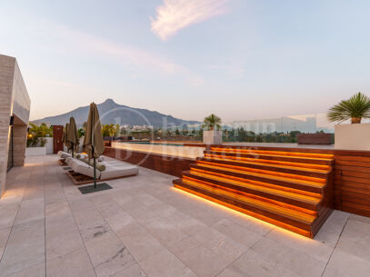 Penthouse Sky 6 – Exceptional Duplex Penthouse with Private Pool and Panoramic Views