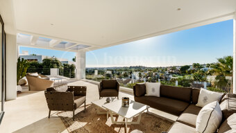 Los Olivos 5 - Contemporary Villa with Panoramic Views in Nueva Andalucía’s Golf Valley