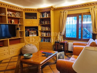 Casa Carla: Andalusisk charm bara 200 m från stranden i Cortijo Blanco, Marbella