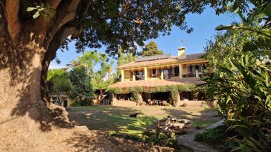 Casa Carla – Andalusian Charm Just 200m from the Beach in Cortijo Blanco, Marbella