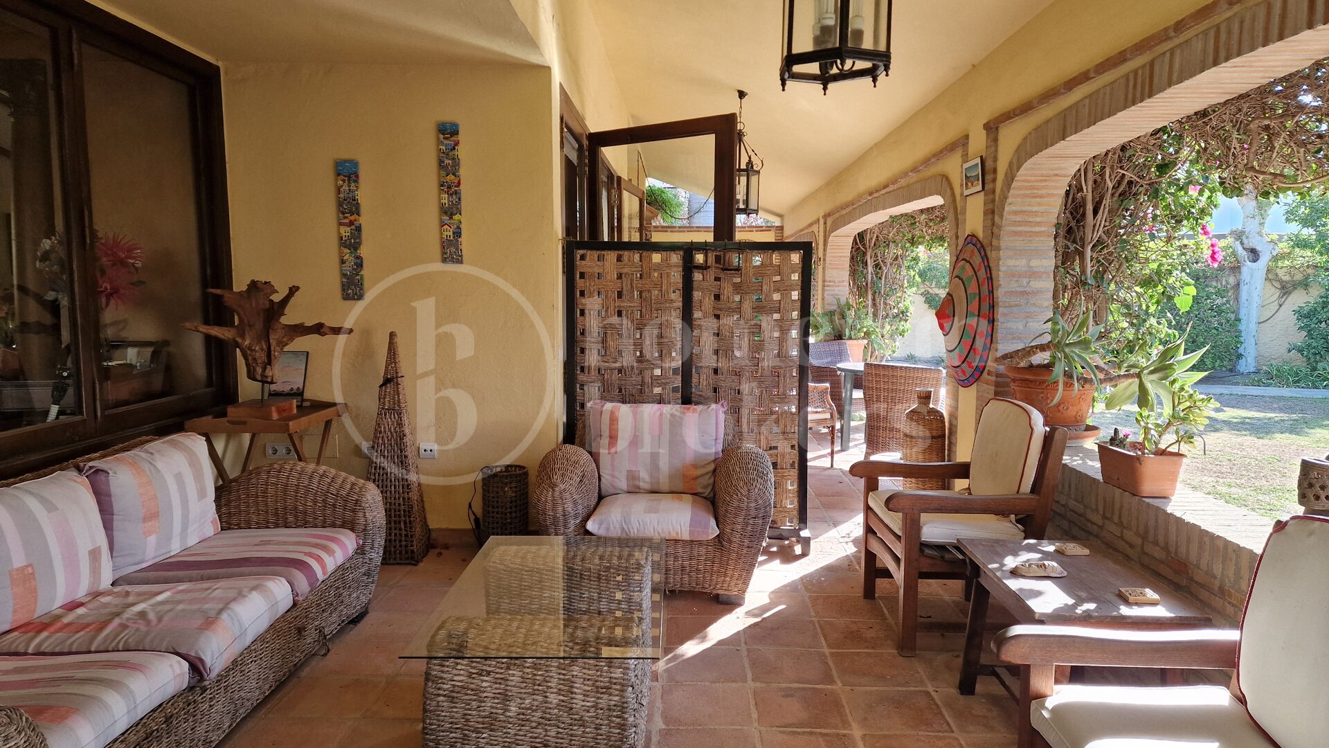 Casa Carla: Andalusisk charm bara 200 m från stranden i Cortijo Blanco, Marbella