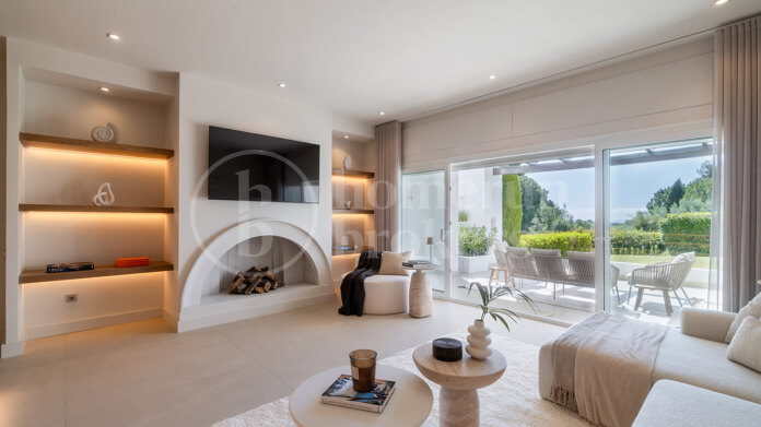 Casa Elsa – Renovated Townhouse with Sea Views and Private Pool in Nueva Andalucía