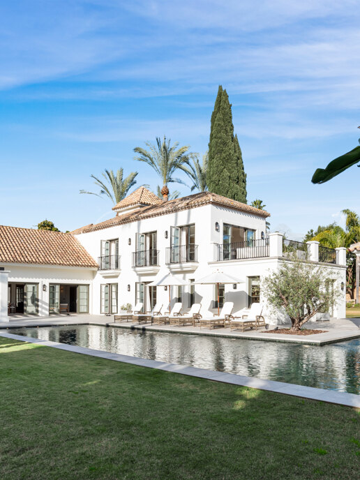 Villa Oasis – Elegant French-Style Villa in Nueva Andalucía’s Golf Valley