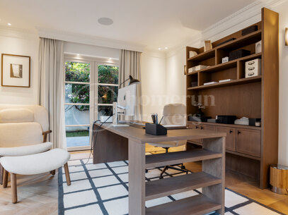 Villa Oasis – Elegant French-Style Villa in Nueva Andalucía’s Golf Valley