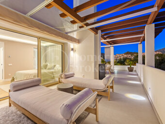 Penthouse Belvederes - Renovated Duplex with Sea Views