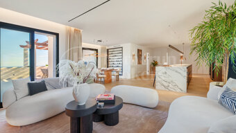 Penthouse Belvederes - Renovated Duplex with Sea Views