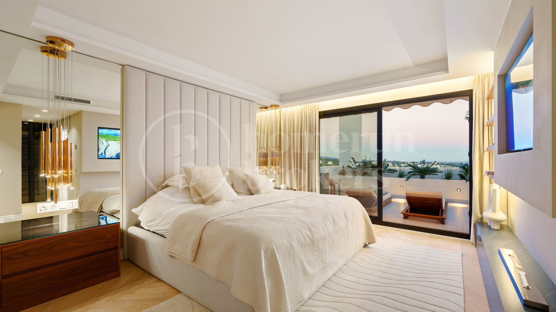 Penthouse Belvederes - Renovated Duplex with Sea Views