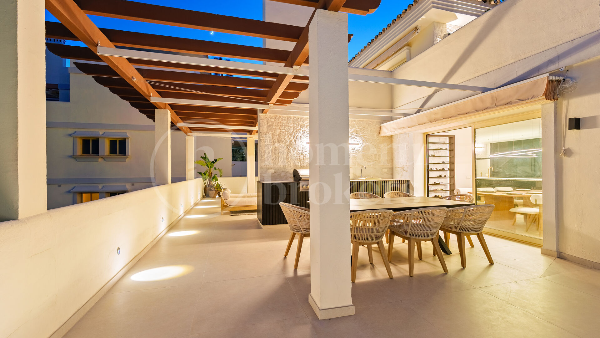 Penthouse Belvederes - Renovated Duplex with Sea Views