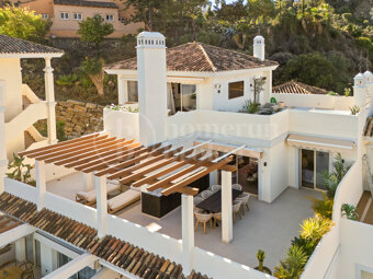 Penthouse Belvederes - Renovated Duplex with Sea Views