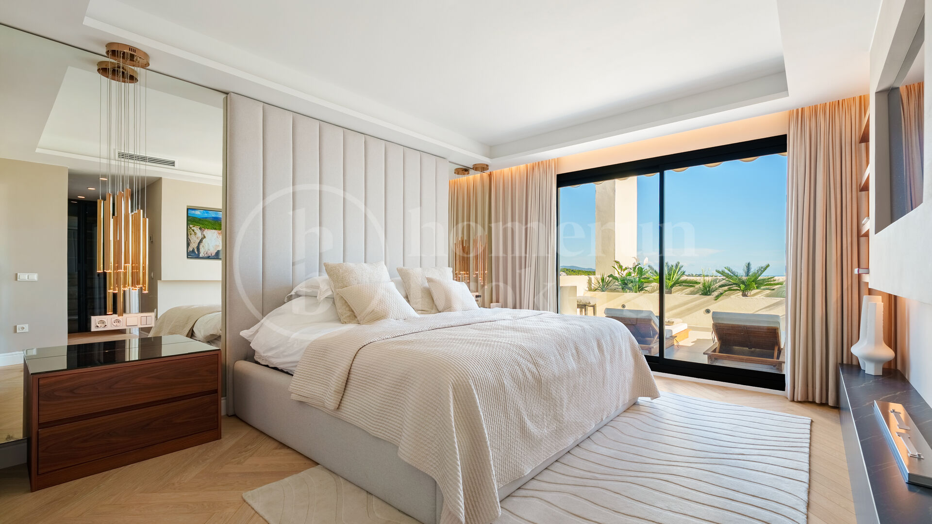 Penthouse Belvederes - Renovated Duplex with Sea Views