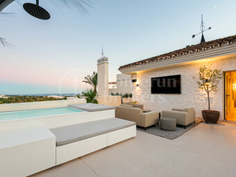 Penthouse Belvederes - Renovated Duplex with Sea Views
