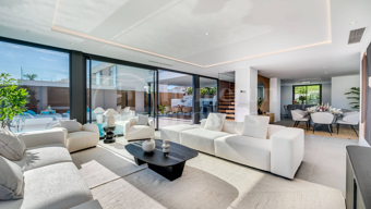 Villa Breeze - Modern villa In El Campanario