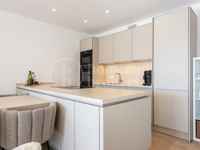 Casa Ivy - Newly reformed townhouse in Aloha Gardens