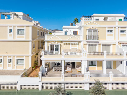 Casa Ivy - Newly reformed townhouse in Aloha Gardens