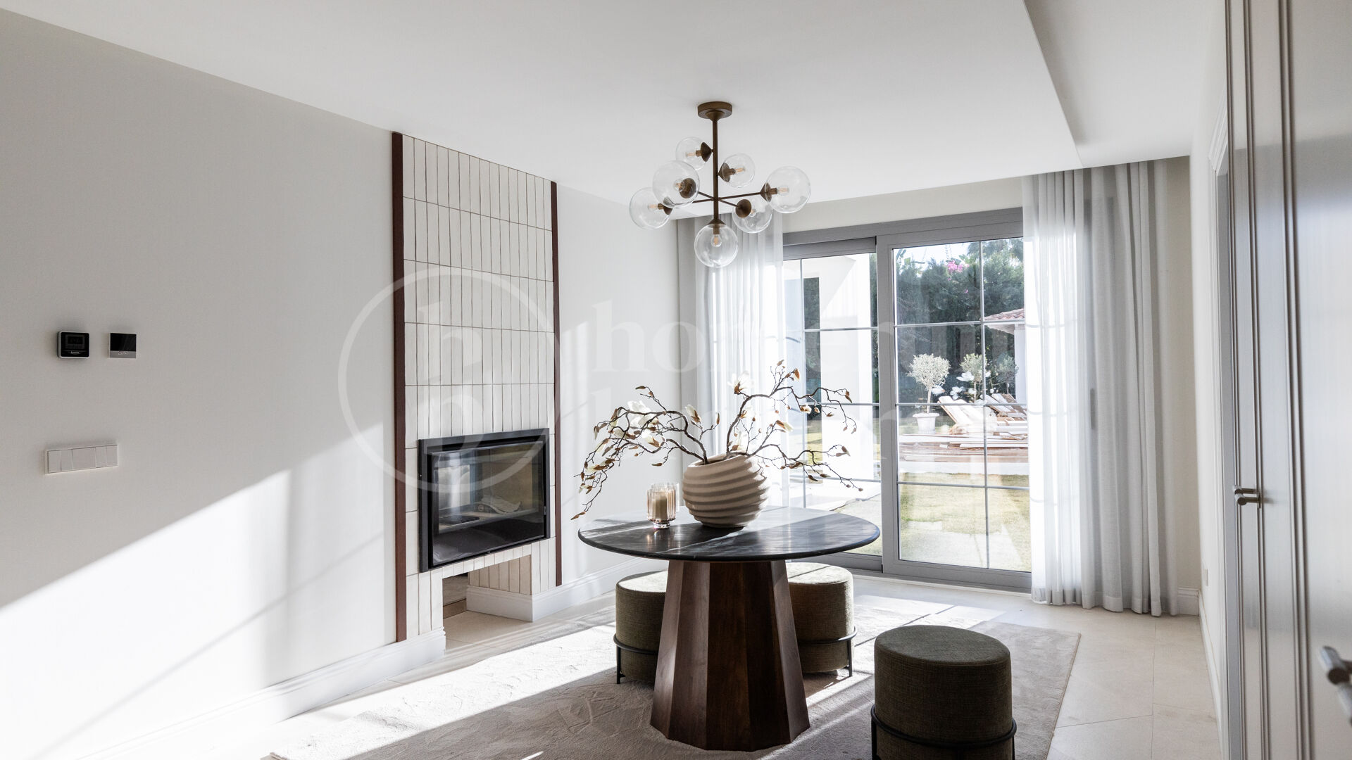 Los Arqueros 36 - Modern villa i Los Arqueros