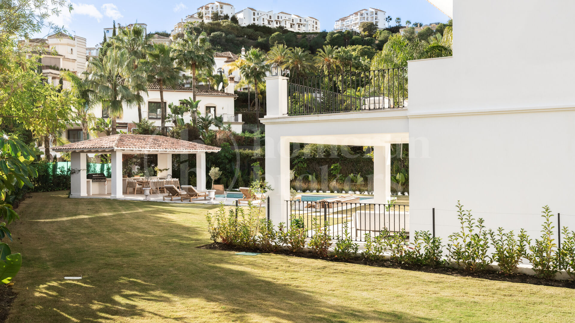 Los Arqueros 36 - Modern villa i Los Arqueros