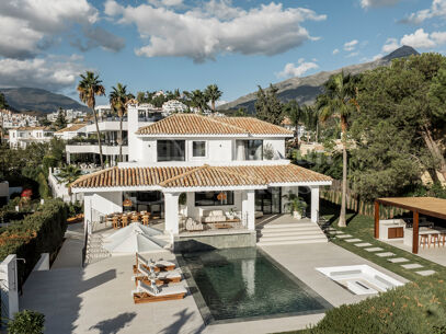 Villa Auriga 13 - Contemporary renovated Villa in Nueva Andalucia