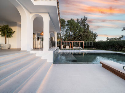 Villa Auriga 13 - Contemporary renovated Villa in Nueva Andalucia