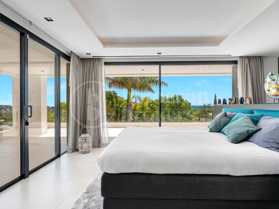 Villa Eagle Luxury Six-Bedroom Villa med Panoramic Sea & Golf Views