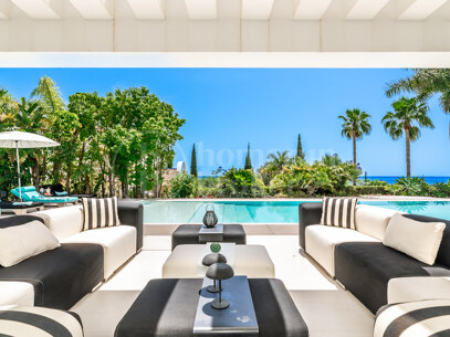 Villa Eagle Luxury Six-Bedroom Villa med Panoramic Sea & Golf Views