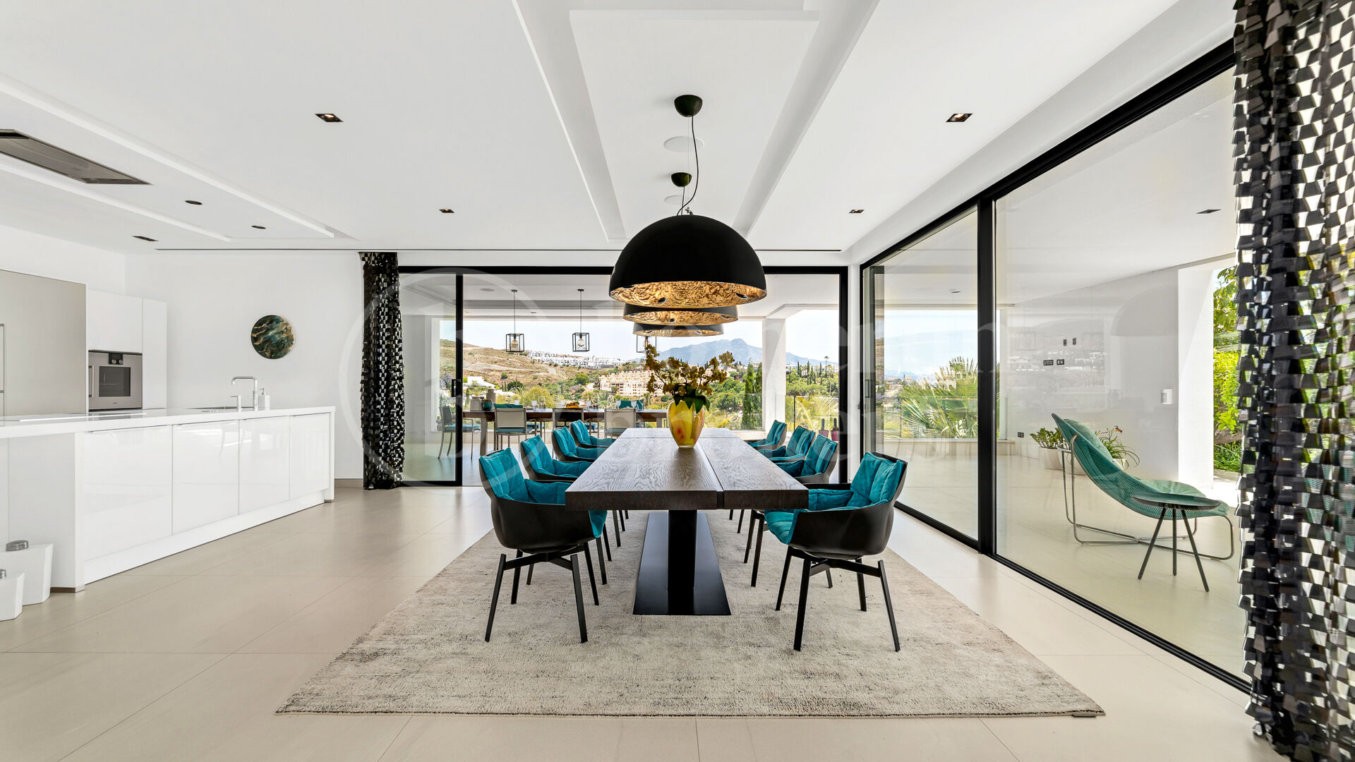 Villa Eagle Luxury Six-Bedroom Villa med Panoramic Sea & Golf Views