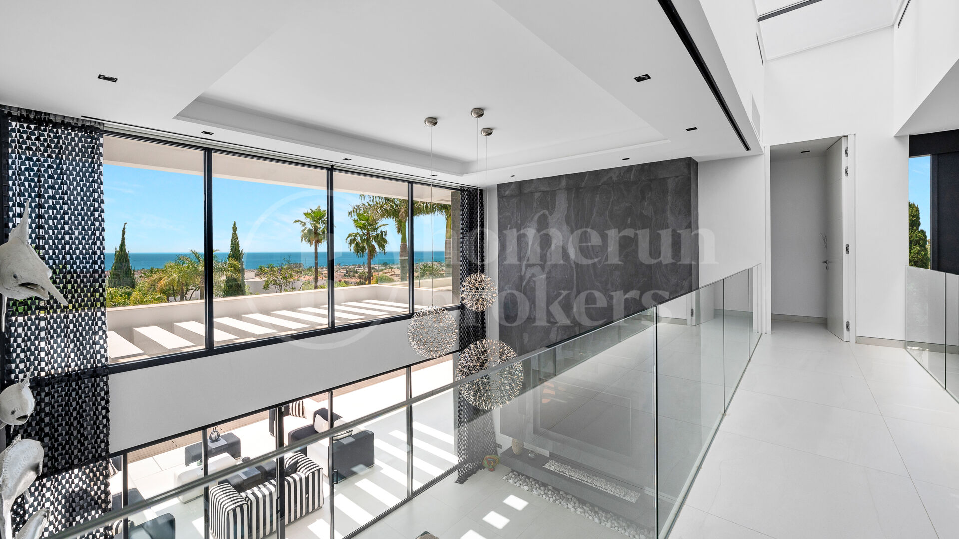 Villa Eagle Luxury Six-Bedroom Villa med Panoramic Sea & Golf Views