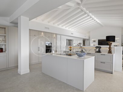 Villa Loxly - Luxury Villa with Sea and Golf View