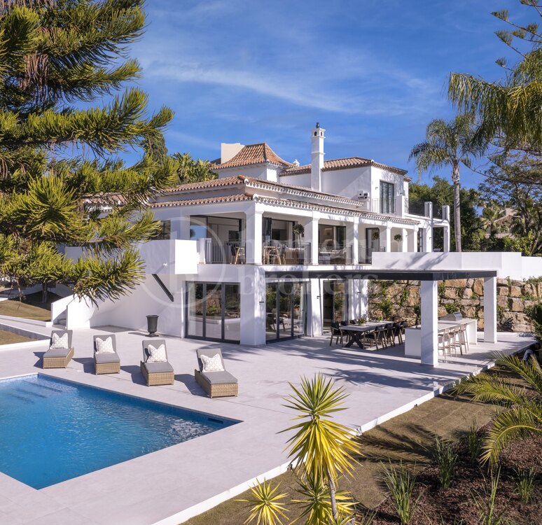 Villa Loxly - Luxury Villa with Sea and Golf View