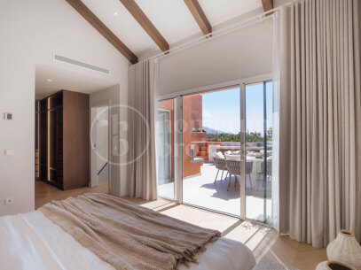 Penthouse Alminar - Luxury Duplex Penthouse in Nueva Andalucia