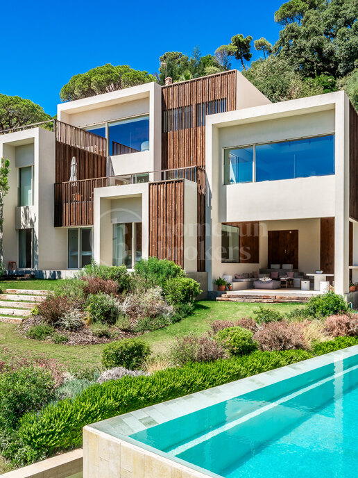 Villa Alice - Hållbart lyxigt hem med panoramautsikt