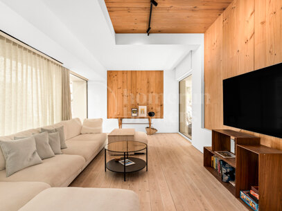 Villa Alice – Sustainable Luxury Home with Panoramic Views