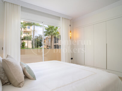 Apartment Albatros - Renovated 4 Bedroom Penthouse with Sea Views