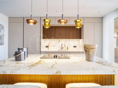 Apartment Albatros - Renovated 4 Bedroom Penthouse with Sea Views