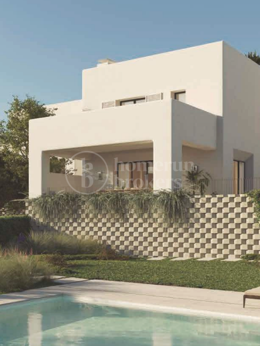 Villa Los Alamos - Contemporary Home in Los Alamos, Sotogrande