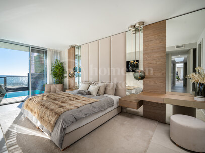 Casa Azul — Modern Beachfront Villa with Direct Sea Access